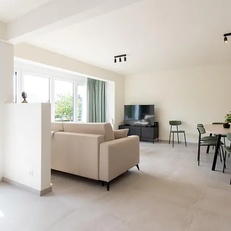 Trendy Seaside Apartament *